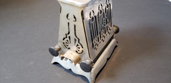 Early 1900's Hotpoint Electric Vintage Toaster - Image 2